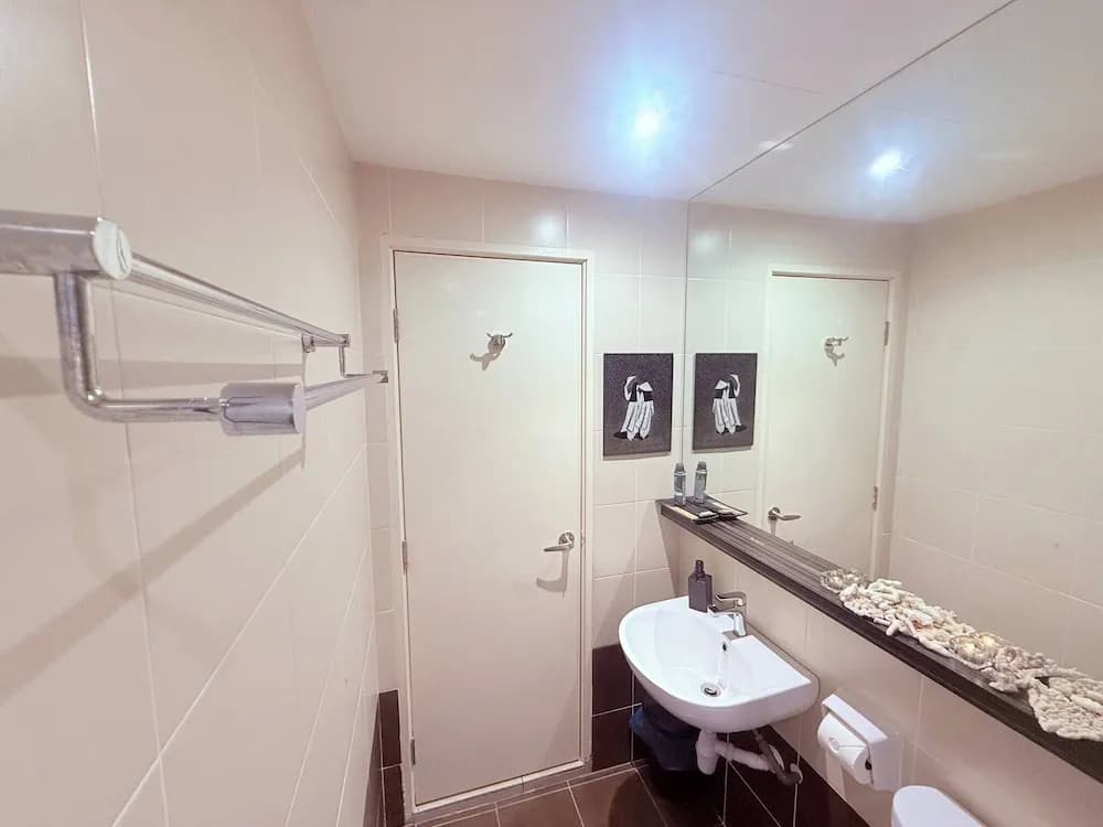 The JB House - A 5 Star Quality Home At Iskandar Puteri - photo 39