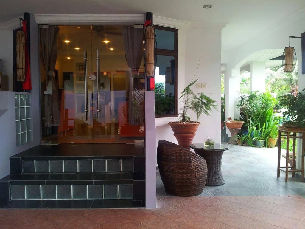 Ella Holiday Inn - photo 12