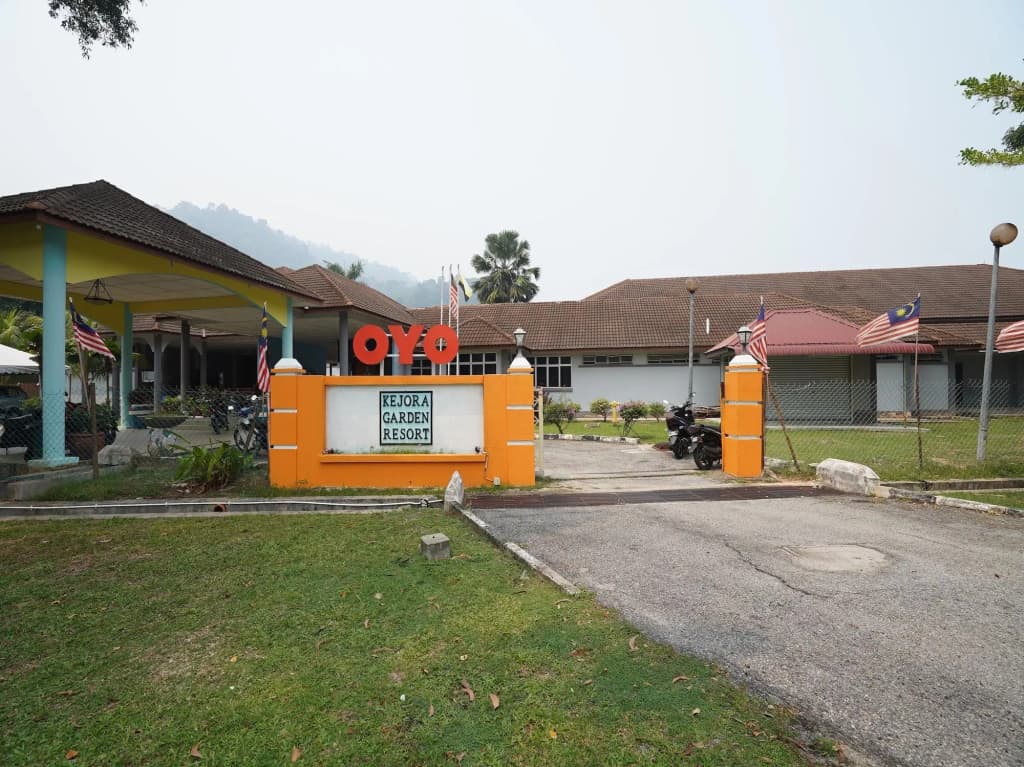 OYO 44020 Kejora Garden Resort - photo 19