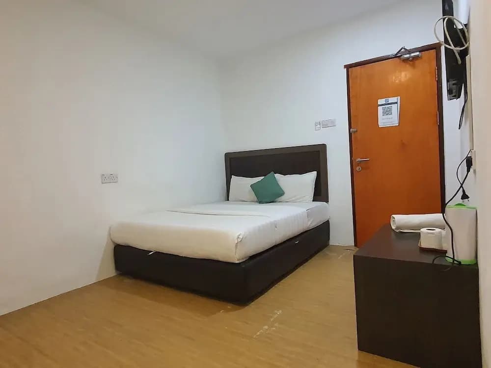 Hotel O Signature Inn Miri - photo 4