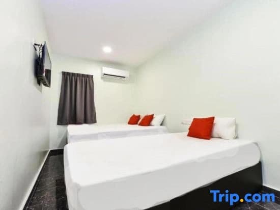 Th Hotel - photo 4