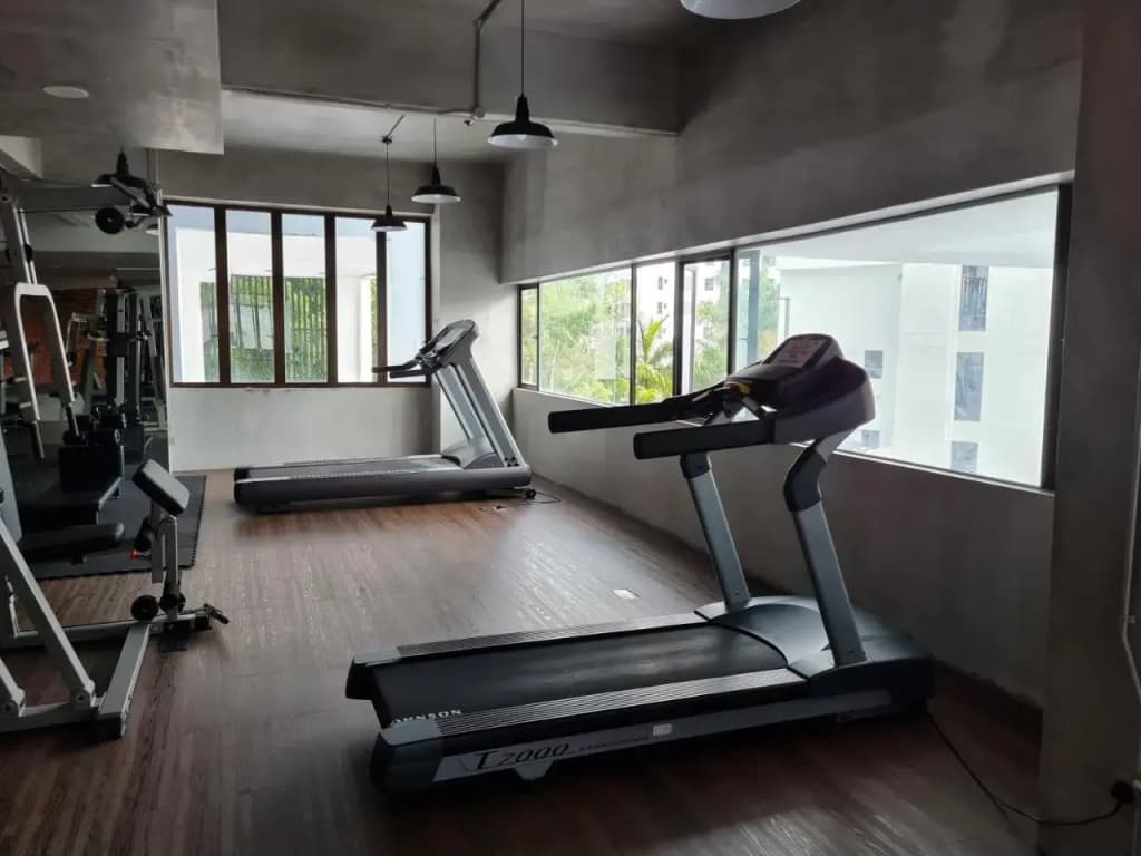 2 bedrooms surrounding natural View and pool - photo 12