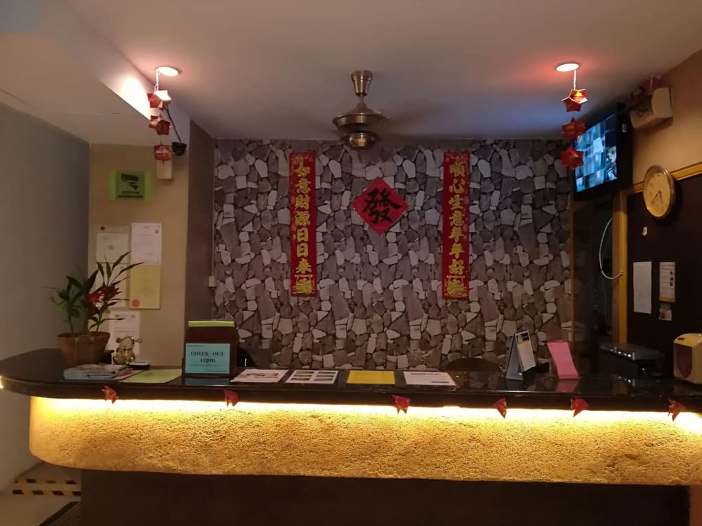 OYO 252 Lotus Hotel - photo 14