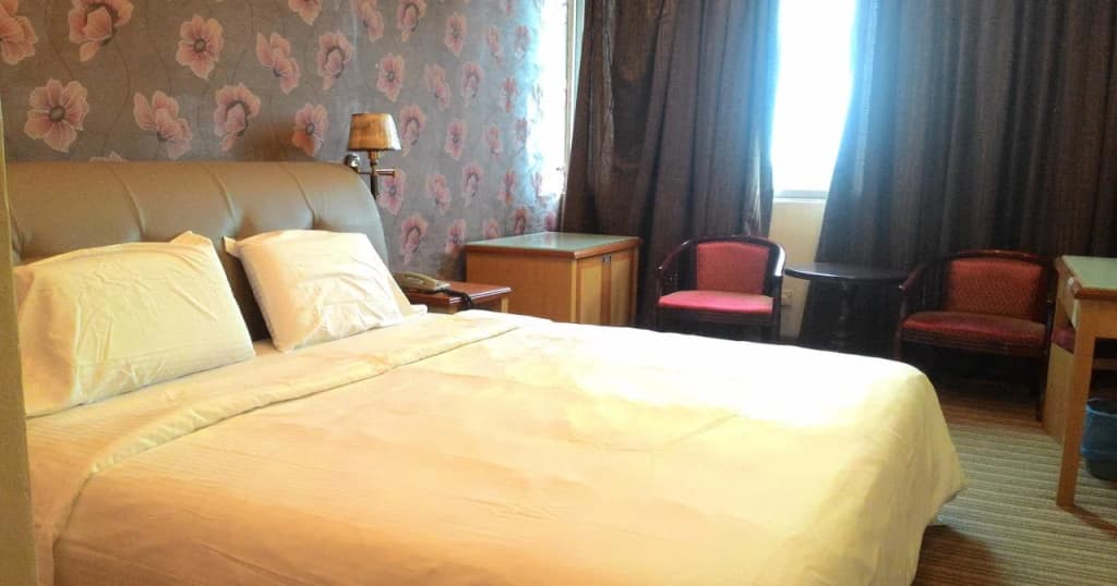 Garden Hotel - photo 6