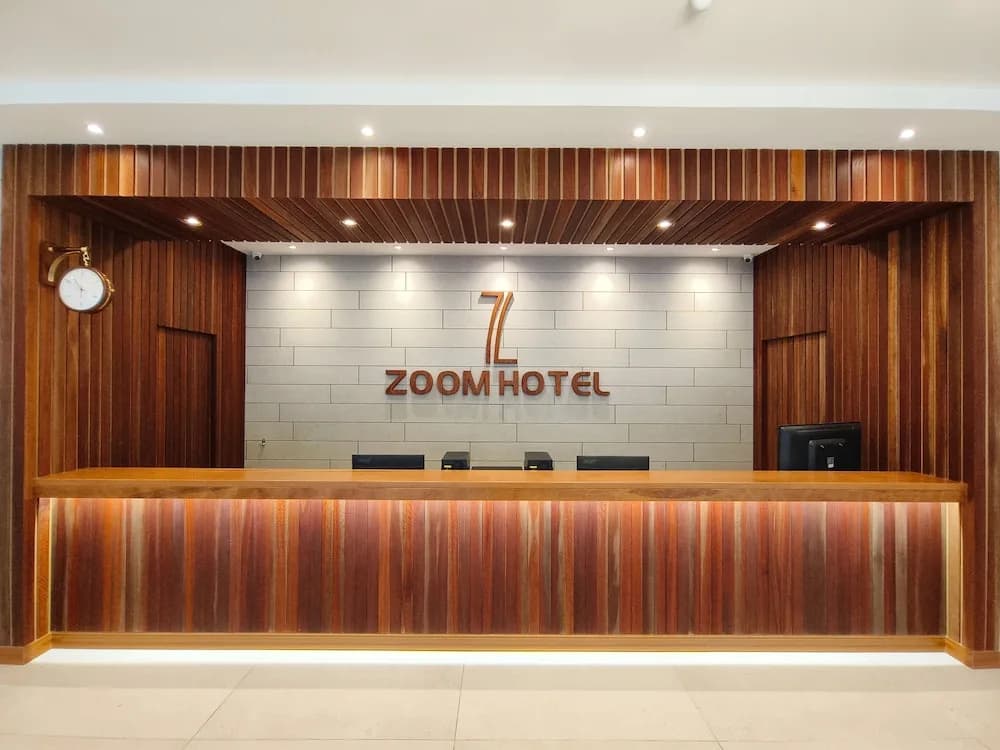 Zoom Hotel - photo 2