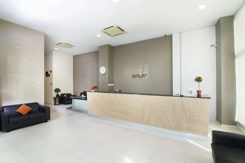 Golden View Serviced Apartment - photo 2