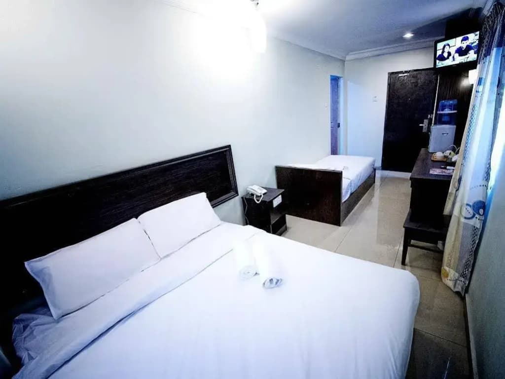 Hotel Bintang Indah - photo 4