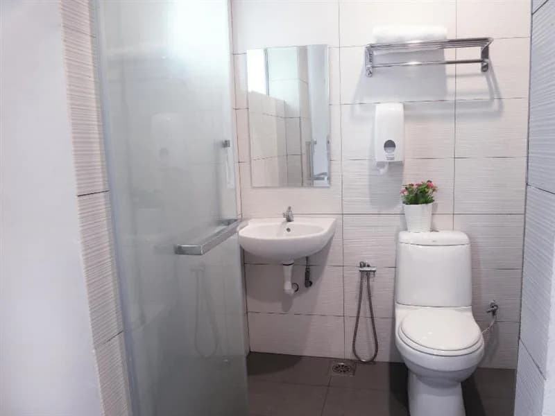 Brezza Hotel Sitiawan - photo 10