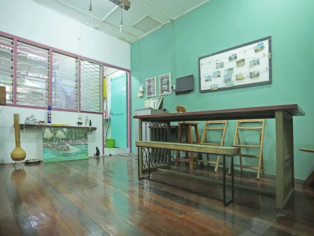 OYO 90571 Red Door Homestay - photo 1