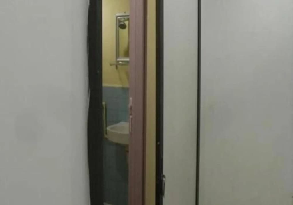 V Hostel - photo 16