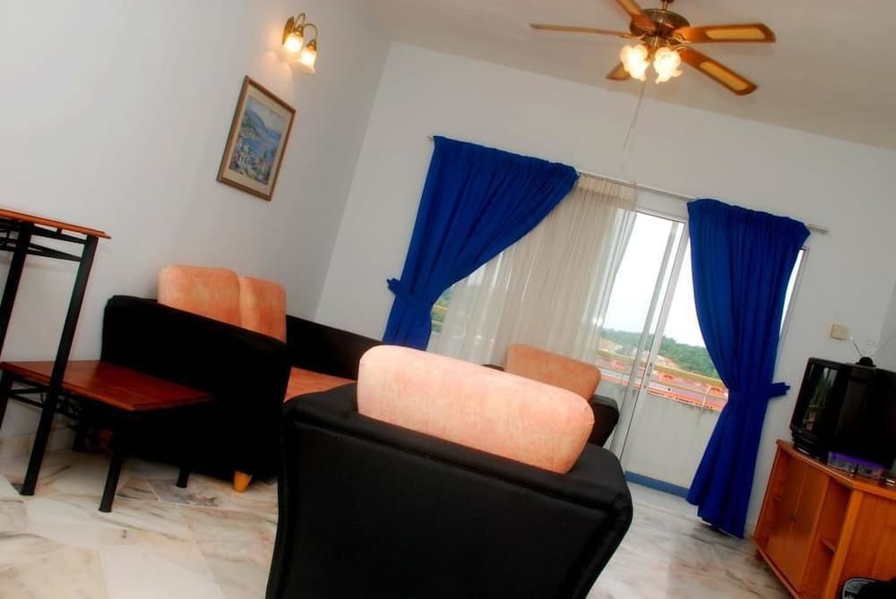 PD World Holiday Home @ Teluk Kemang - photo 17