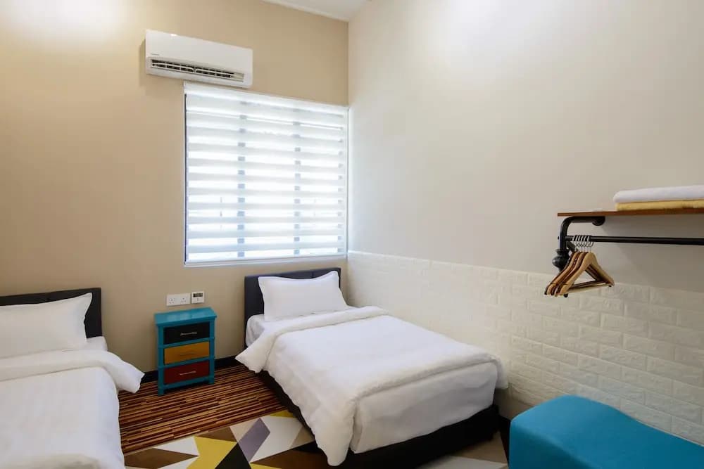 3-Bedrooms Gurney Terrace 9 - iB12 - photo 5