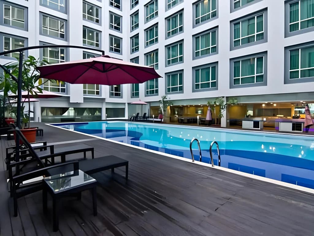Pan Borneo Hotel Kota Kinabalu - photo 40