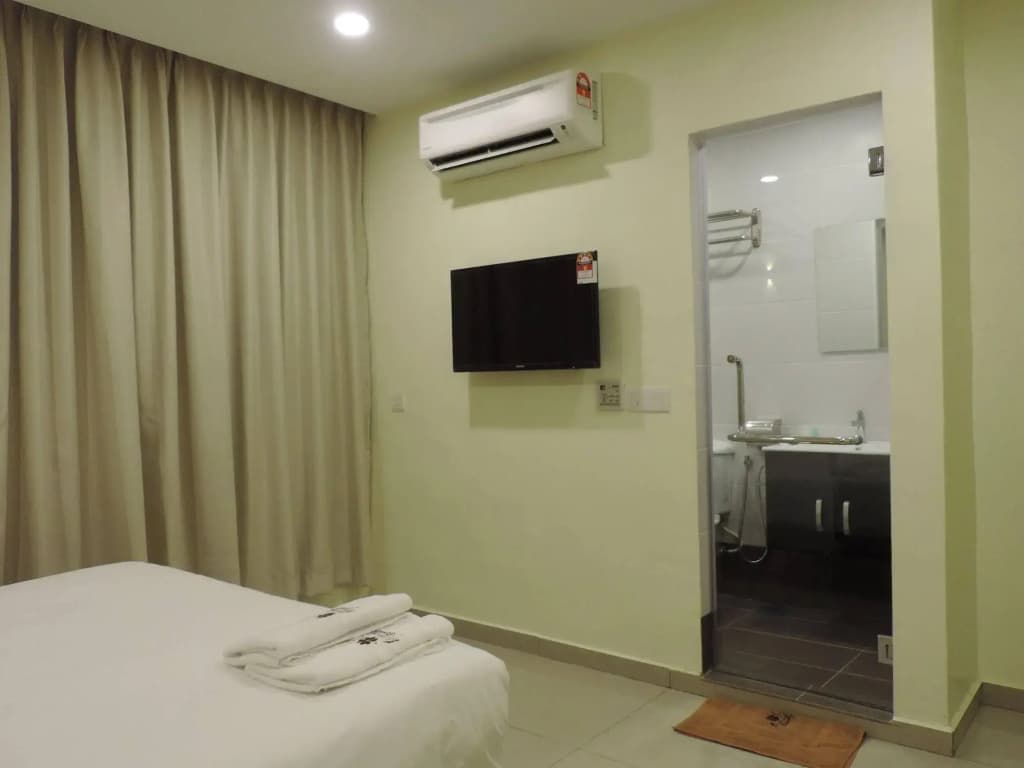 I Leaf Boutique Hotel - photo 3