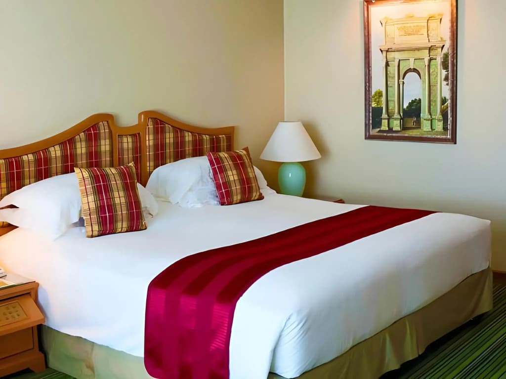 Grand Palace Hotel - photo 6