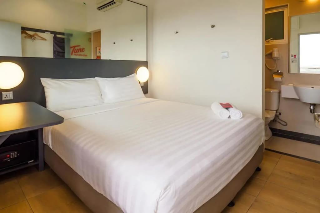 Tune Hotel KLIA Aeropolis - photo 34