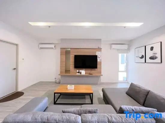 Paradise Perch Tanjung Aru Inifnity Pool 2BR - photo 1