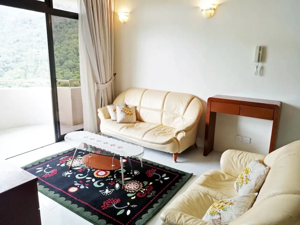 Batu Ferringhi By the Sea Holiday Home - photo 2