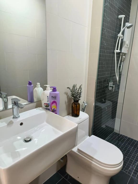 New Georgetown Instagramable 2BR Homestay with 10pax - photo 1