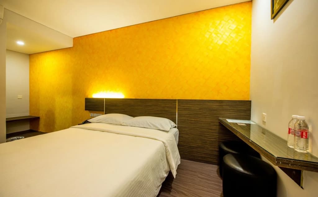 Pari Inn - photo 1