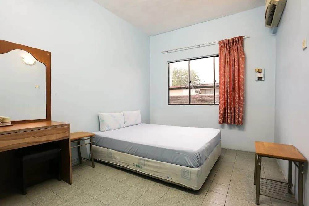 Spot on 89989 Wispering Hotel - photo 4
