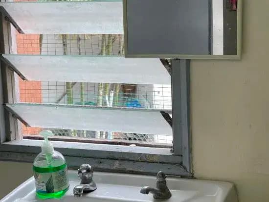 Pelangi Capsule Hostel - photo 11