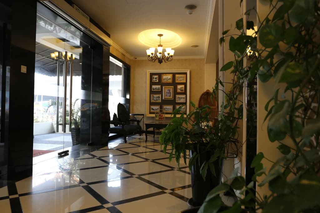 The Grand Jade Hotel - photo 18