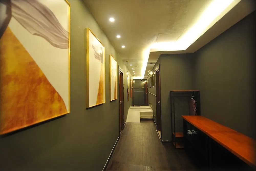 Skye Hotel - photo 14