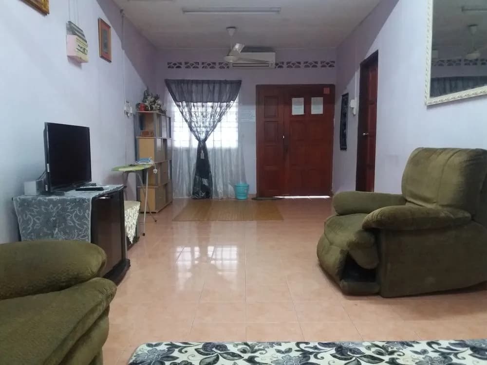 Izora Homestay Melaka - photo 9