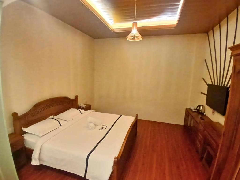 Top Holiday Hotel @ The Mines Seri Kembangan - photo 27