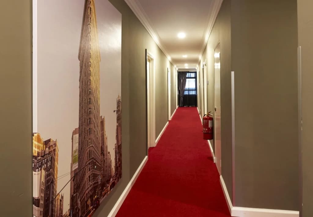 Manhattan Business Hotel Damansara Perdana - photo 15
