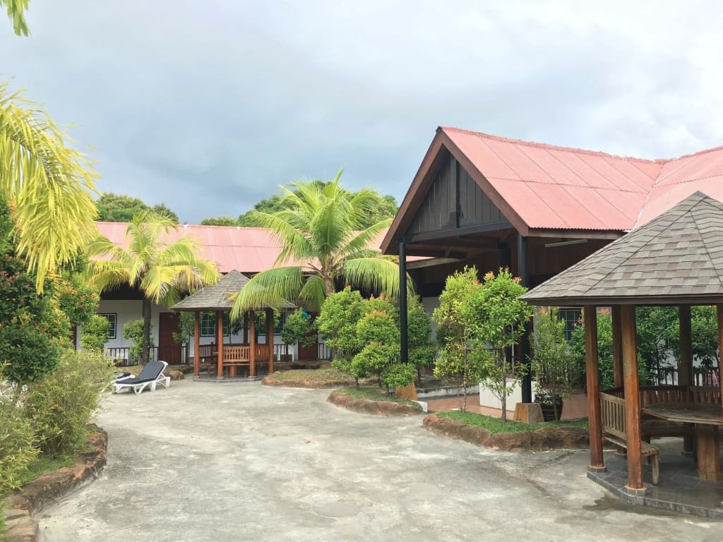 Landcons Hotel - photo 17
