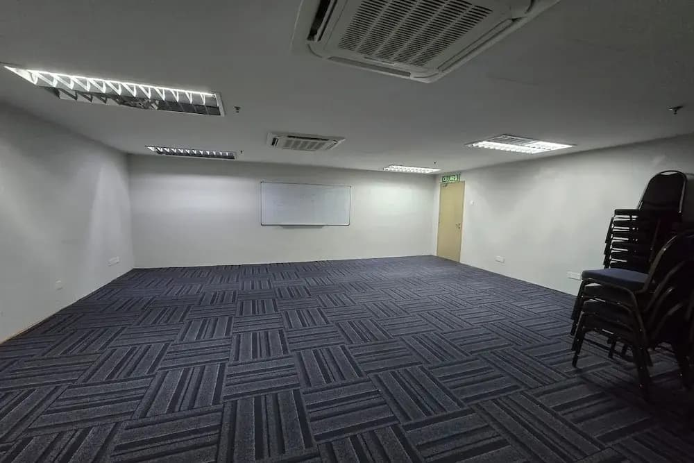 OYO 537 K3 Formosa Hotel - photo 13