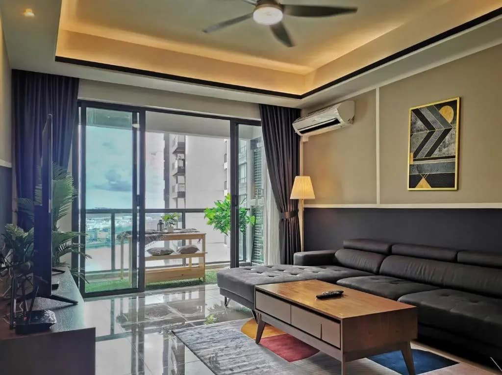 Yussy 4Bedroom Condo at R&F Princess Cove - photo 37