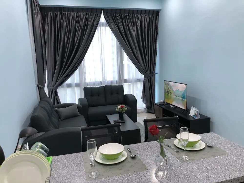 Marina Cove Premium Room - photo 10