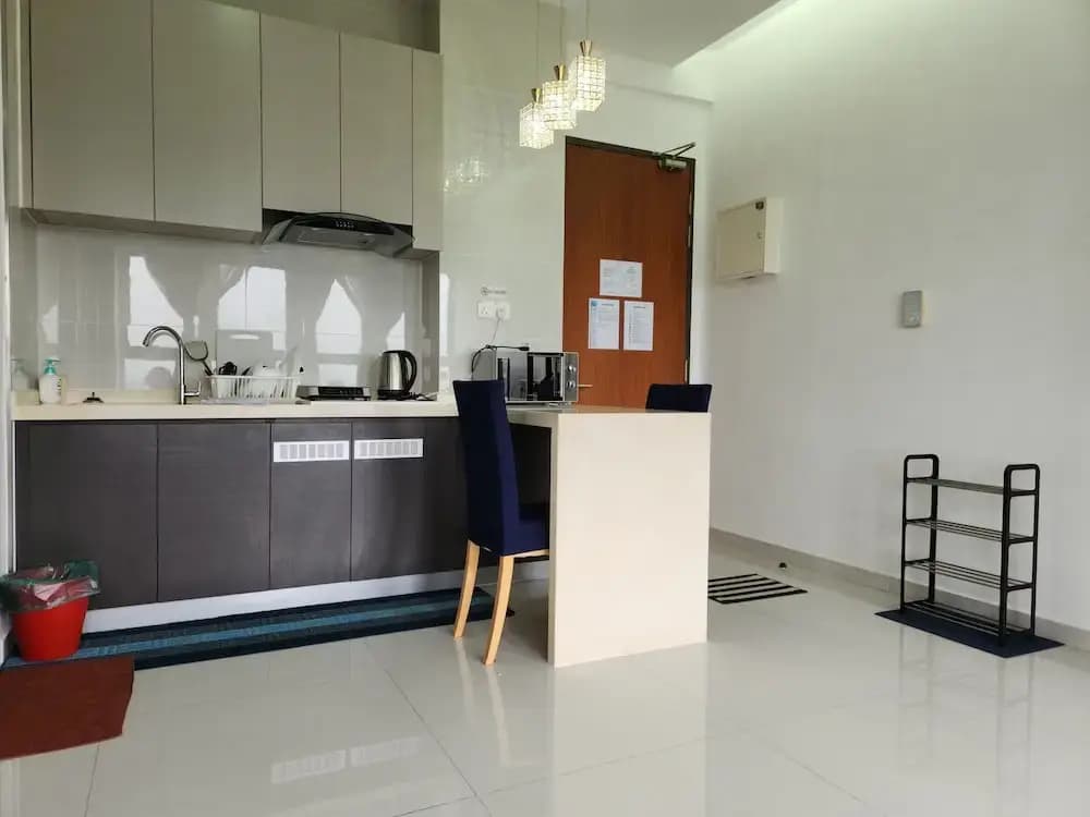 Country Garden Danga Bay by Widebed JB - photo 29