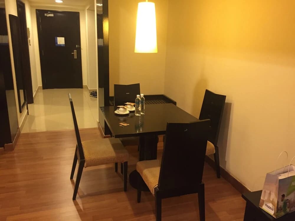 Premier Studios at Resort Suites Sunway - photo 16