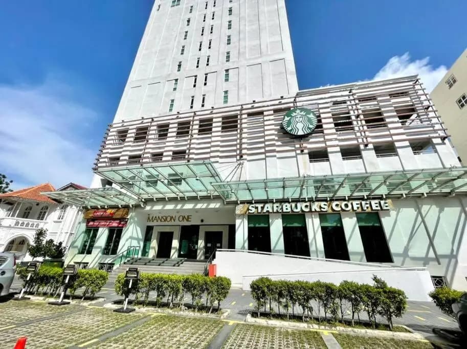 A Modern 6pax Luxury Suite Penang - photo 1