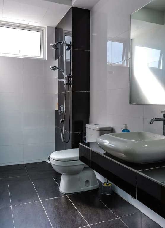 Southwest Designer's Suite by D Imperio Homestay - photo 7