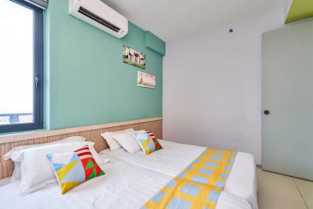 OYO Home 44002 Classic 2br Setia Alam Trefoil. - photo 3