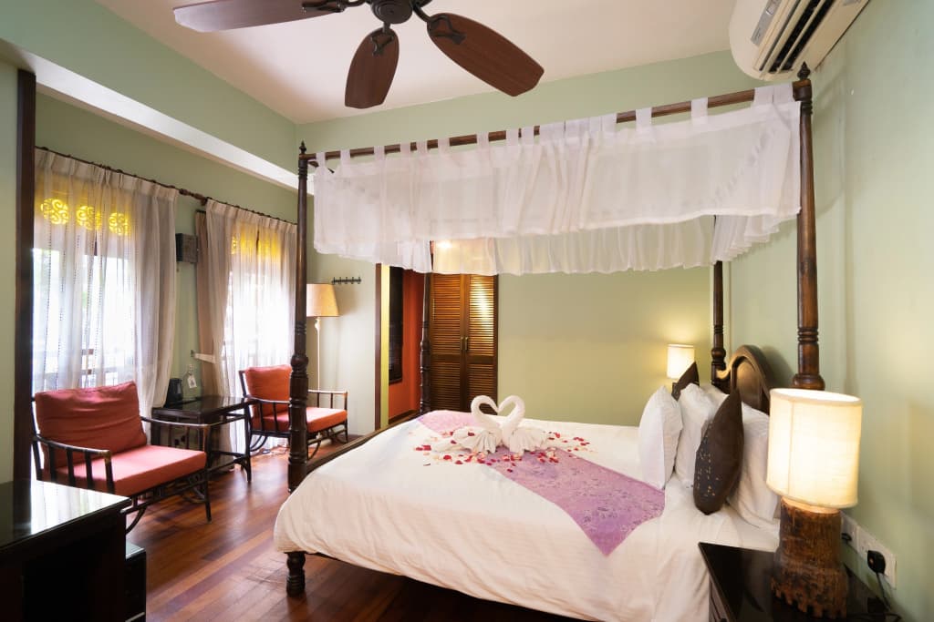 Anggun Boutique Hotel - photo 4