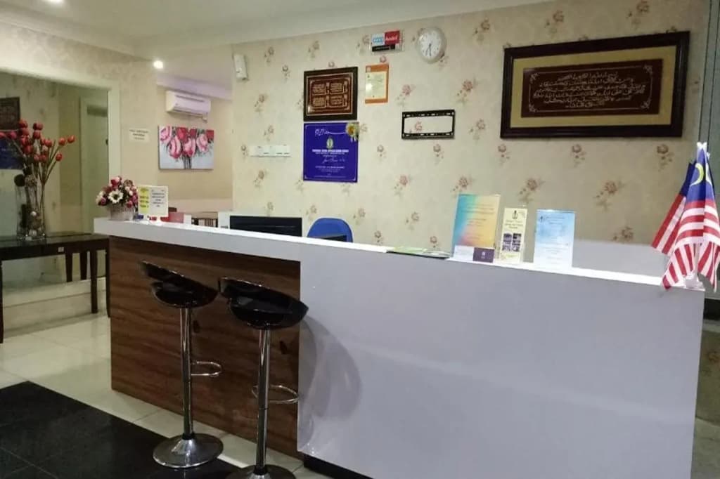 Hotel Mutiara KGMMB Melaka - photo 2
