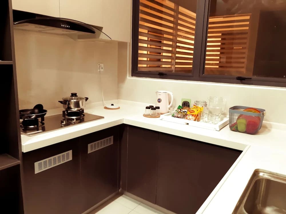 Homerent by Countrygarden Danga Bay - photo 30