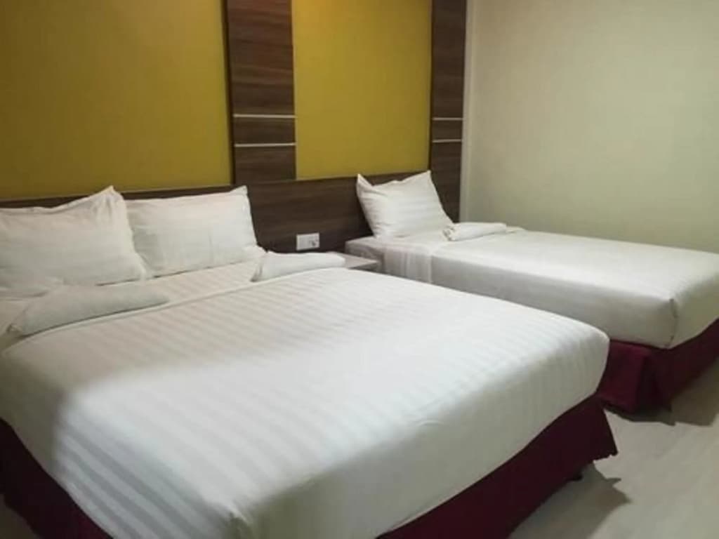 Golden Night Hotel Sunway - photo 5