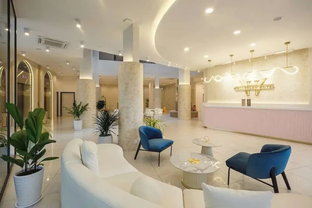 Wellesley Hotel - photo 30