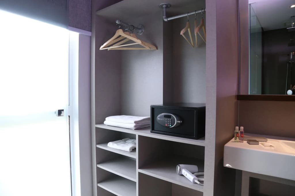 Tune Hotel Klia-Klia2 (Airport Transit Hotel) - photo 12