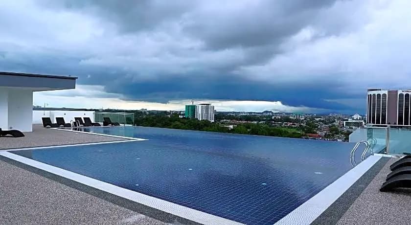 Regatta Suites Kuching - photo 15
