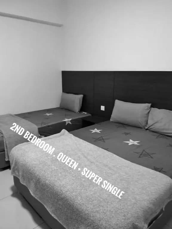 Direct Owner0136288405 Homestay Marina Heights 2 Bilik Ada Swimming Pool - photo 1
