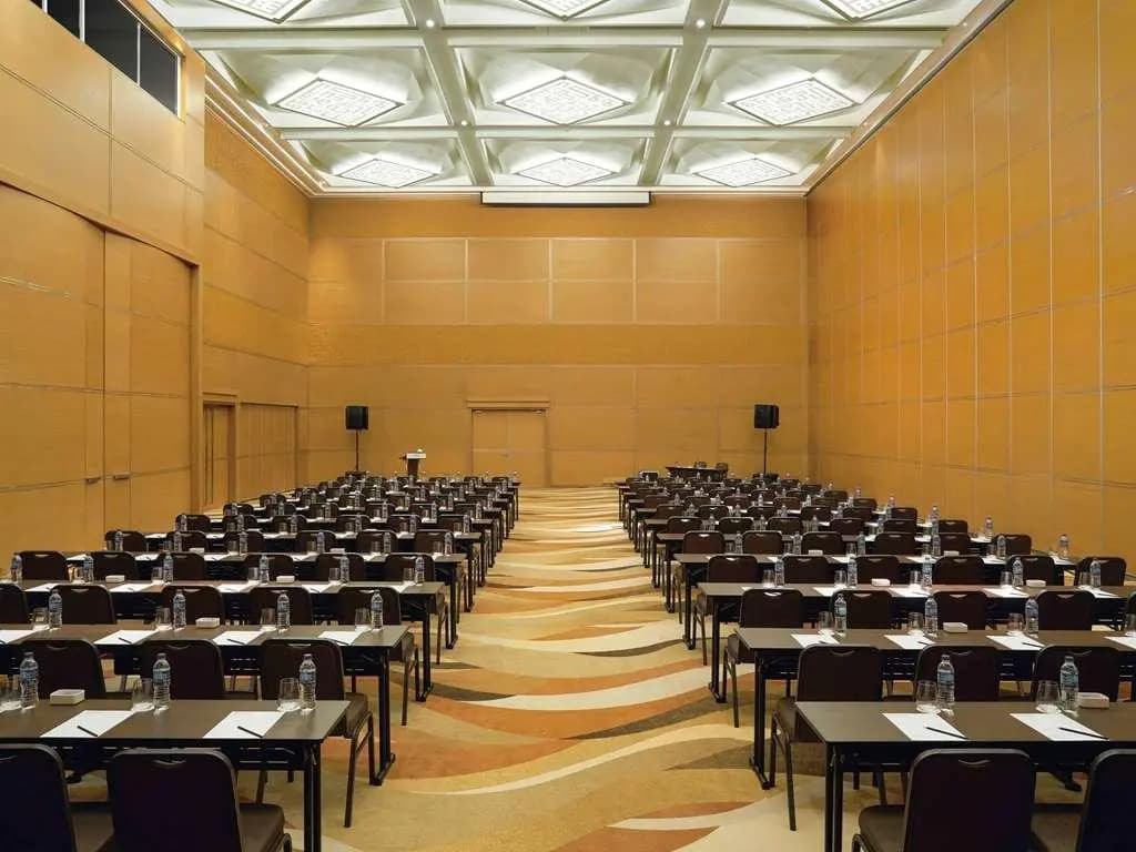 Mövenpick Hotel & Convention Centre KLIA - photo 17