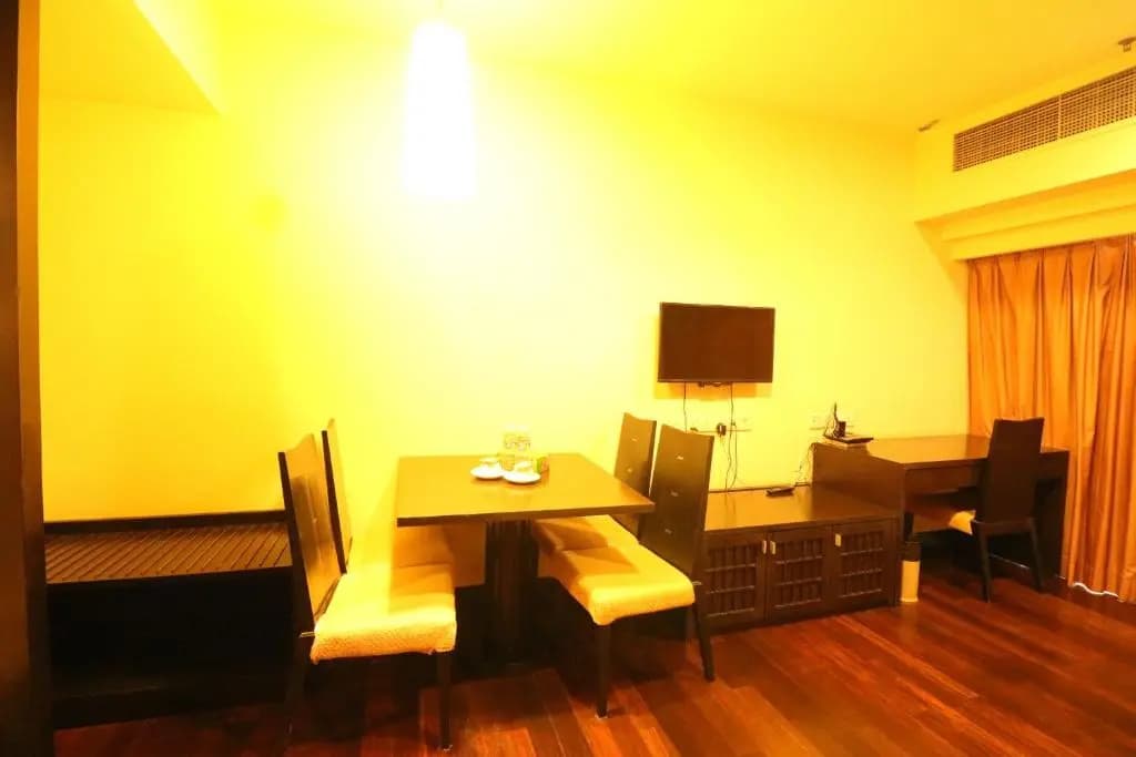 Raintree Resort suites at Bandar Sunway - photo 4